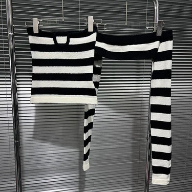 Color blocking striped sexy one shoulder knitted sweater for women spicy girl off shoulder slim fit long sleeved sweater
